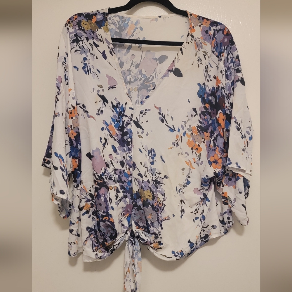 Women's Blouse New